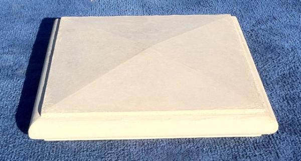 18x18Base 20"OD 3.75"H Bullnose edges, Slope top