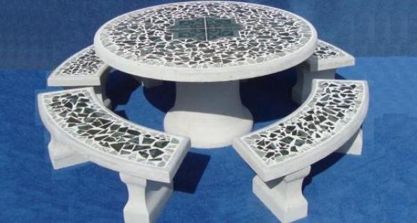 Queen Set, 60" Table, 4 Benches, Tile tops